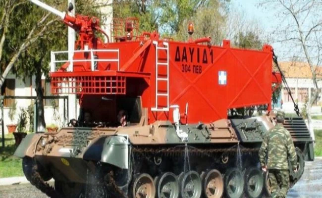 Leopard: Τα ελληνικά πυροσβεστικά άρματα μάχης μπήκαν στις φωτιές